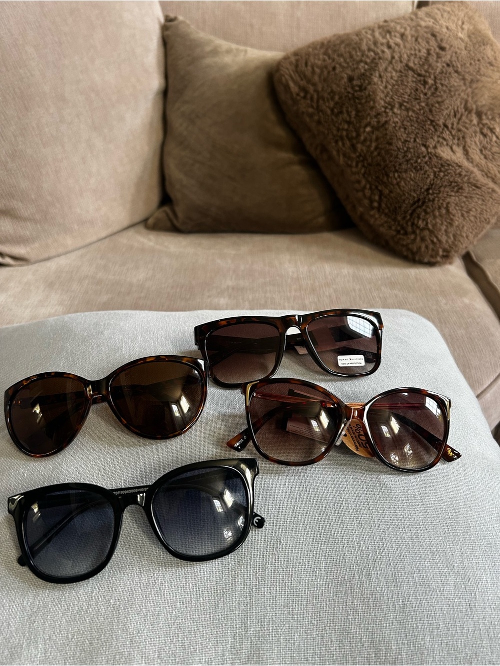 Women's Brown Tortoise Sunglasses Set - Assorted Fashion Frames - Picture 4 of 4